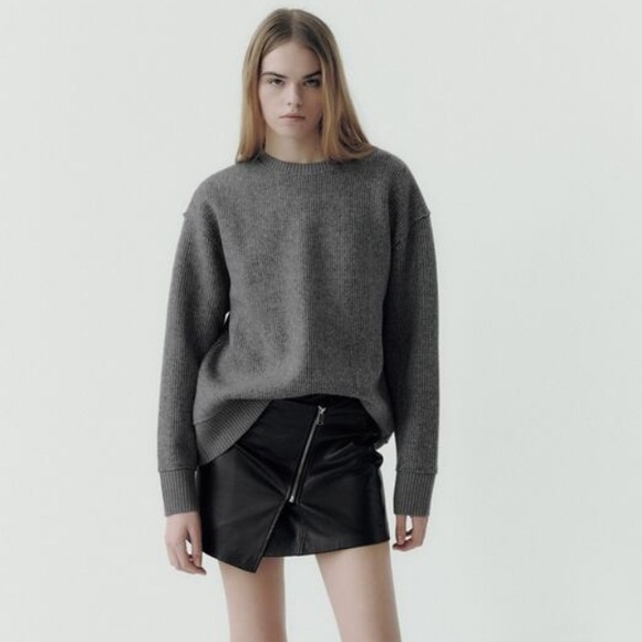 Zara Dresses & Skirts - ZARA FAUX LEATHER MINI SKIRT REF. 7901/105